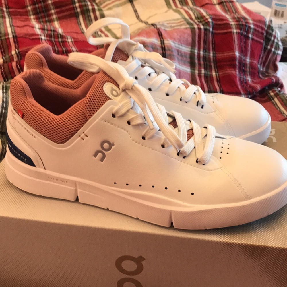 On cloud white sneakers…The Roger…white/pink…size 8